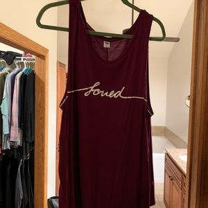Old Navy XXL tank. Says “loved”